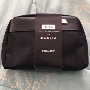 TUMI Amenity Kits; Delta Airline; Delta One